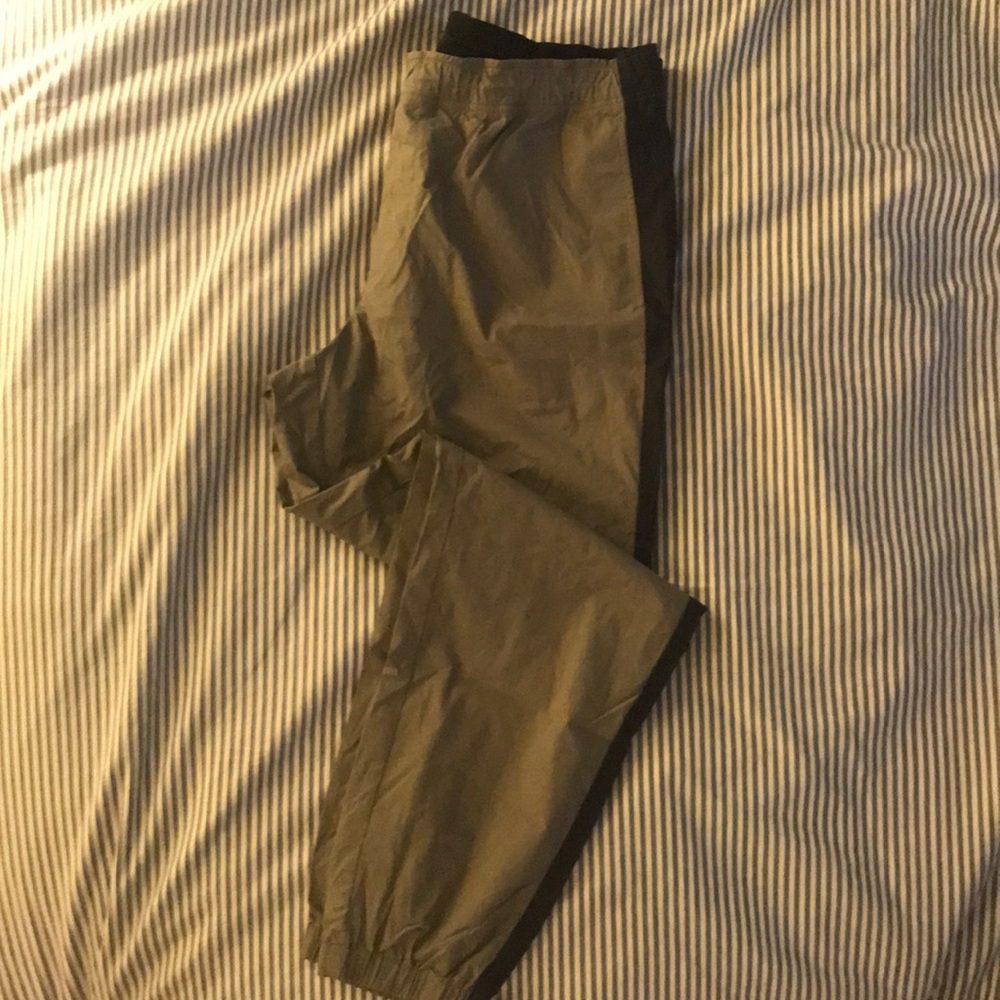 Theory joggers/running pants